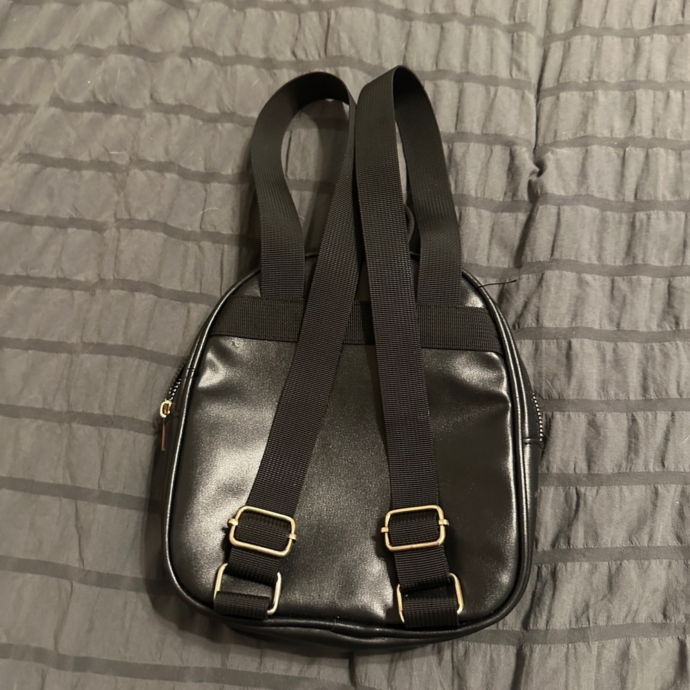 Black Leather Backpack - Picture 4 of 5